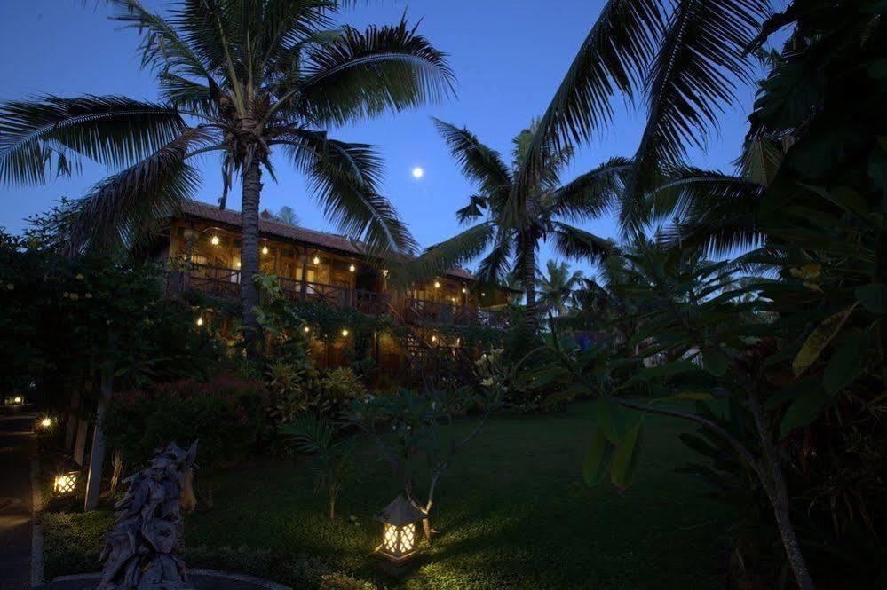 Pondok Pitaya Balian Hotel Selemadeg  Exterior photo